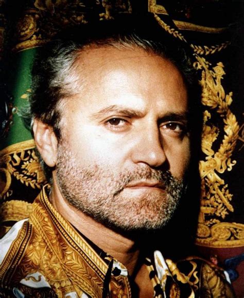 wiki giovanni versace|when did gianni versace found.